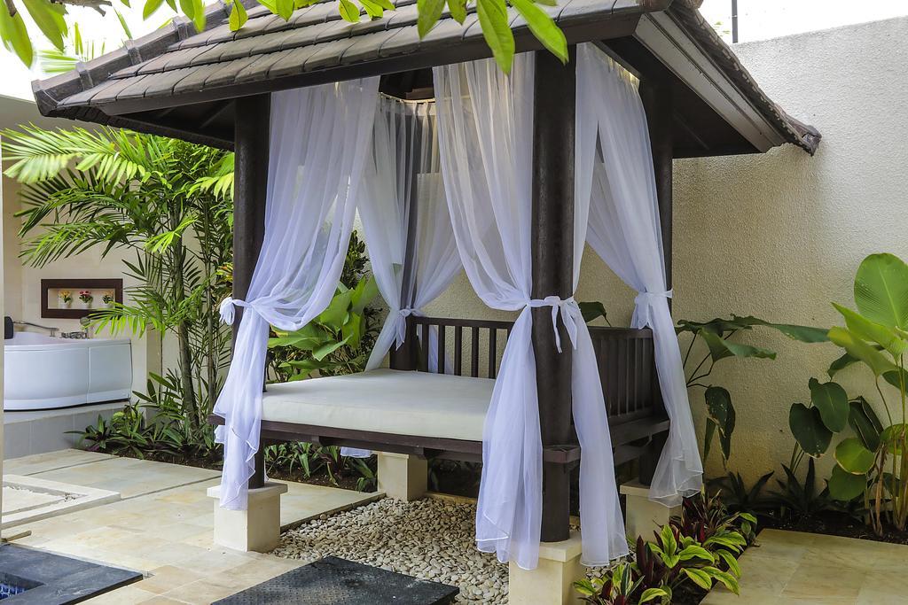 Blue Marlin Legian Villa Exteriör bild
