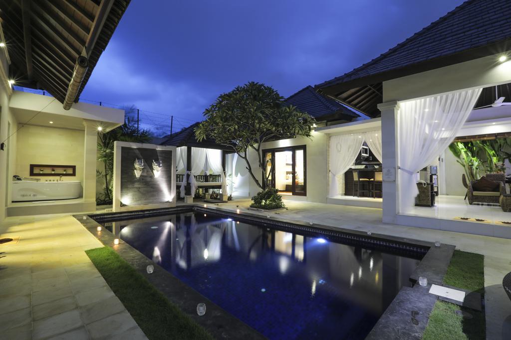 Blue Marlin Legian Villa Exteriör bild